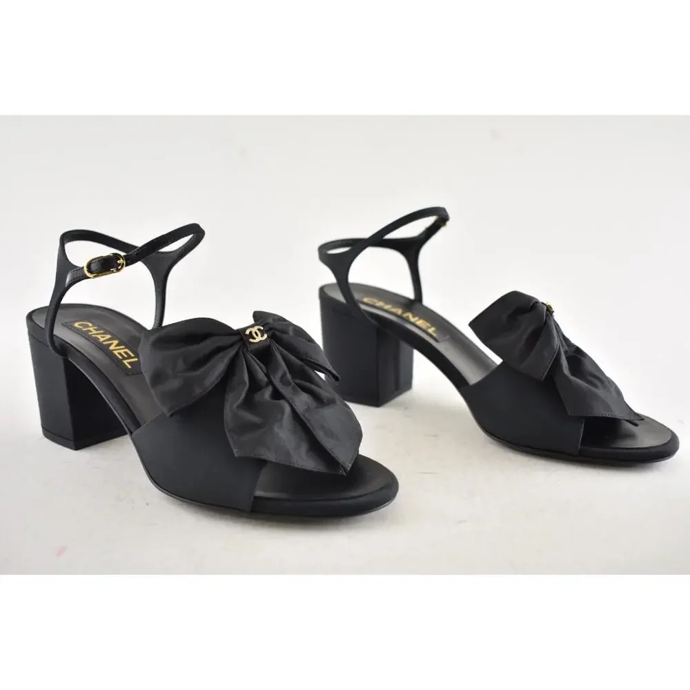 Chanel 24A Black Silk Bow Crystal CC Logo Ankle Strap Block Heel Sandals 42 - Picture 4 of 16